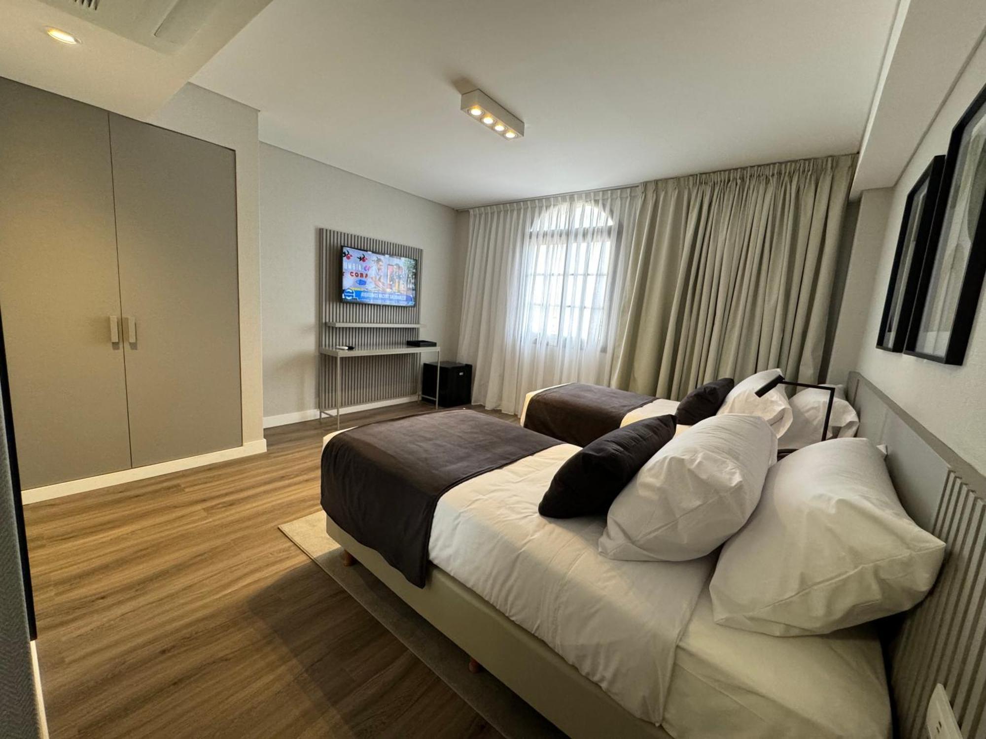 סלטה Guemes Hotel & Spa מראה חיצוני תמונה