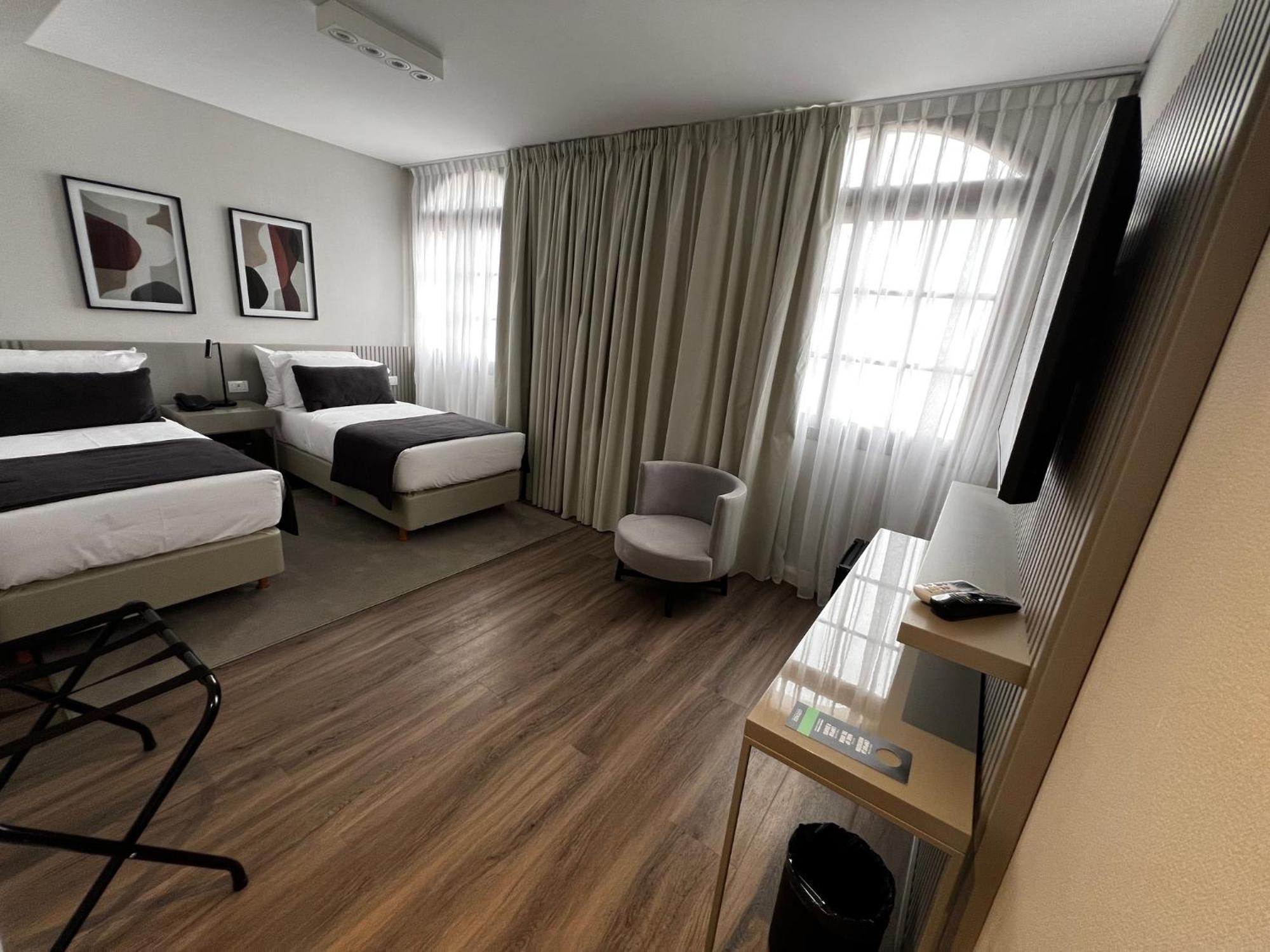 סלטה Guemes Hotel & Spa מראה חיצוני תמונה