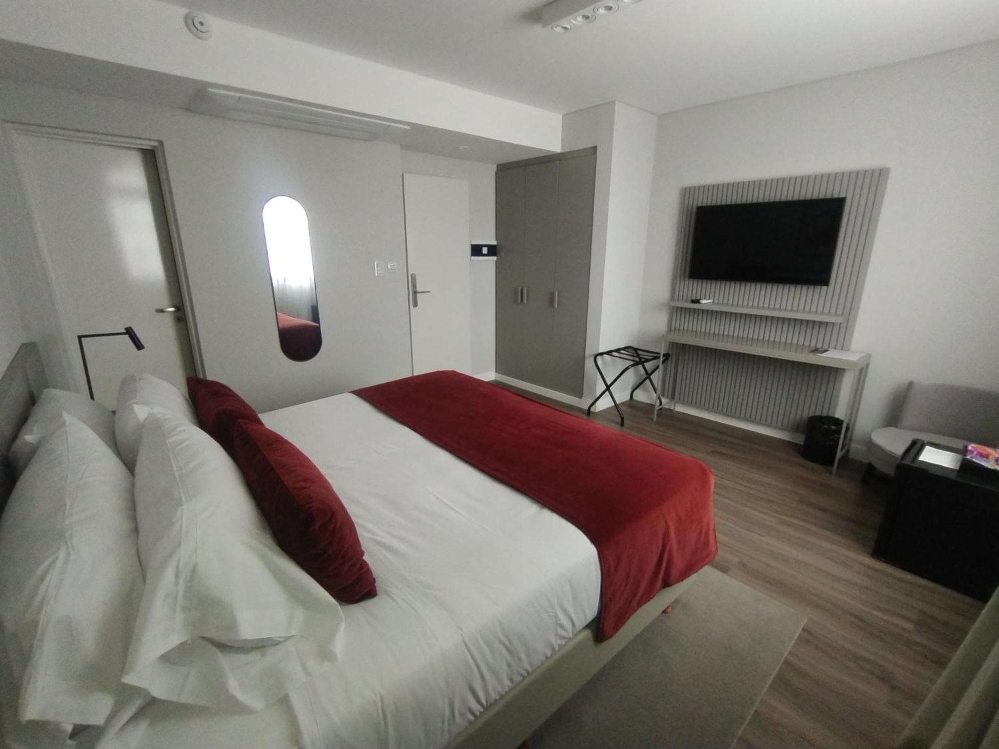 סלטה Guemes Hotel & Spa מראה חיצוני תמונה