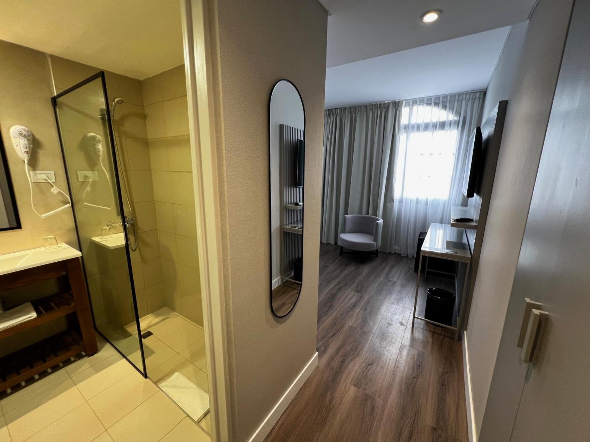 סלטה Guemes Hotel & Spa מראה חיצוני תמונה