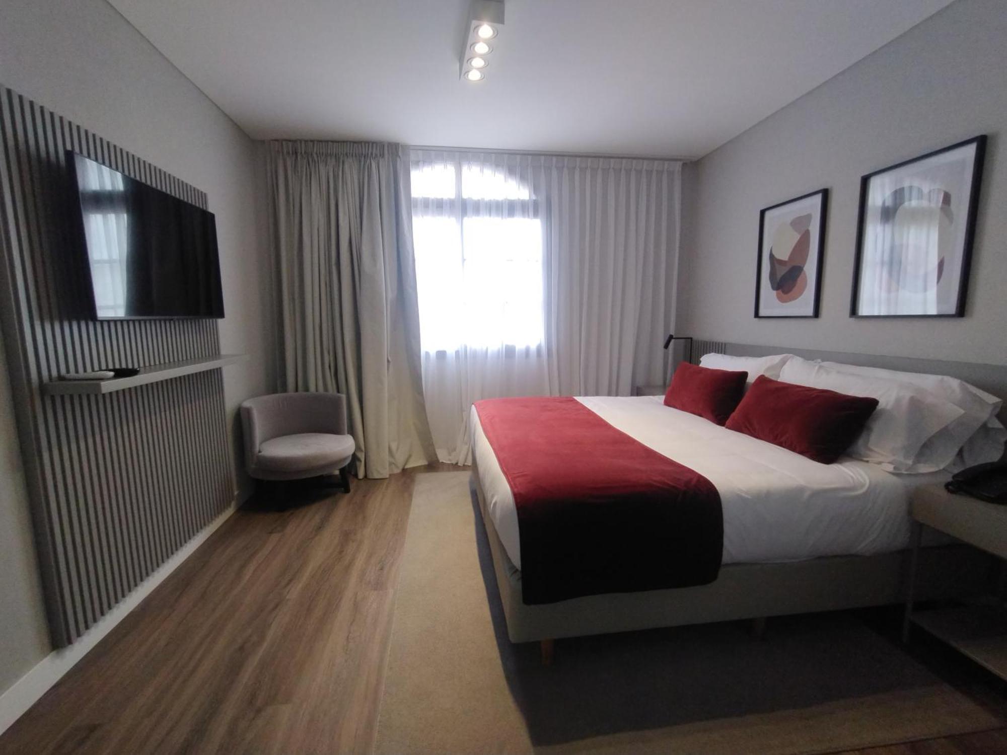 סלטה Guemes Hotel & Spa מראה חיצוני תמונה