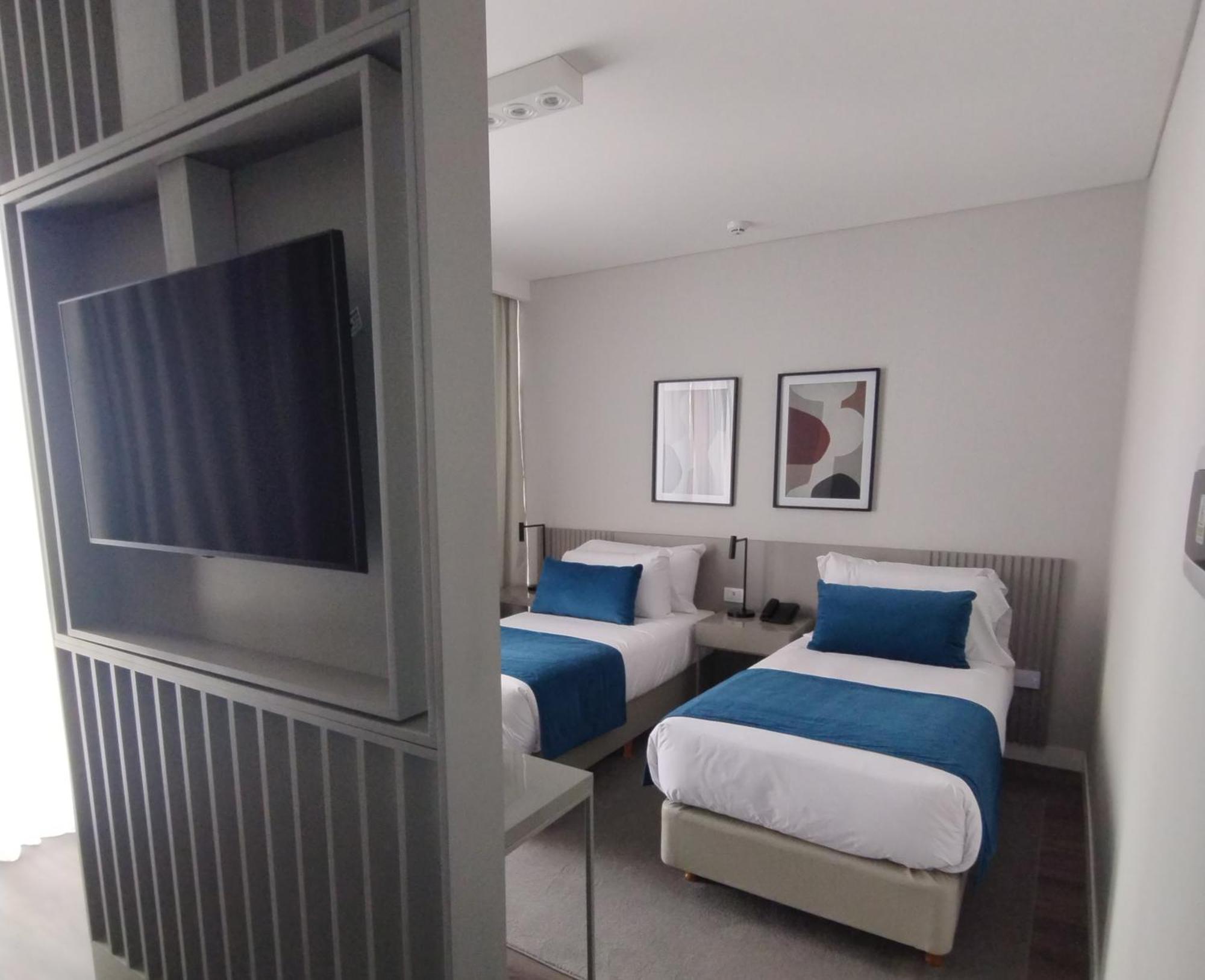 סלטה Guemes Hotel & Spa מראה חיצוני תמונה