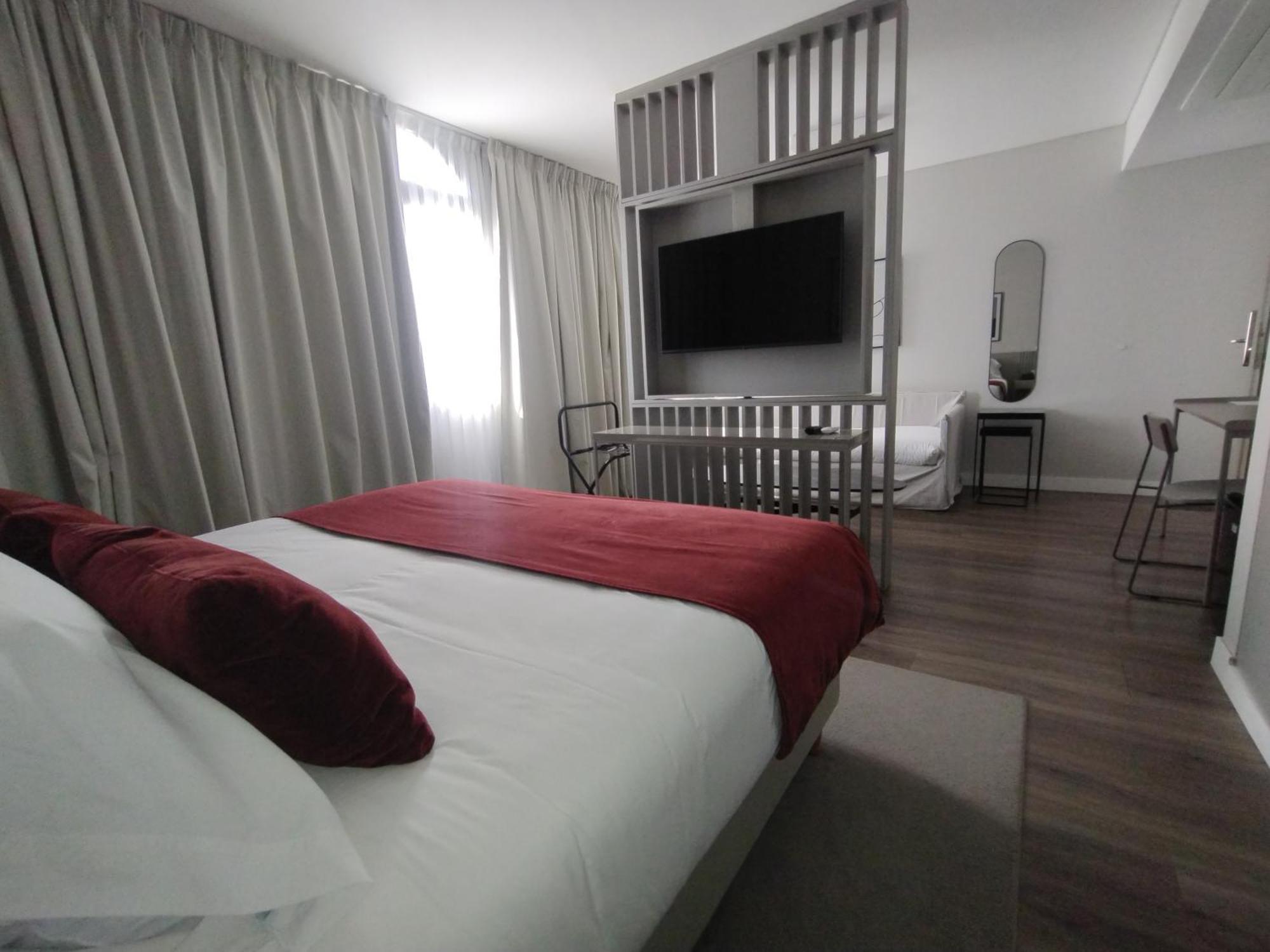 סלטה Guemes Hotel & Spa מראה חיצוני תמונה