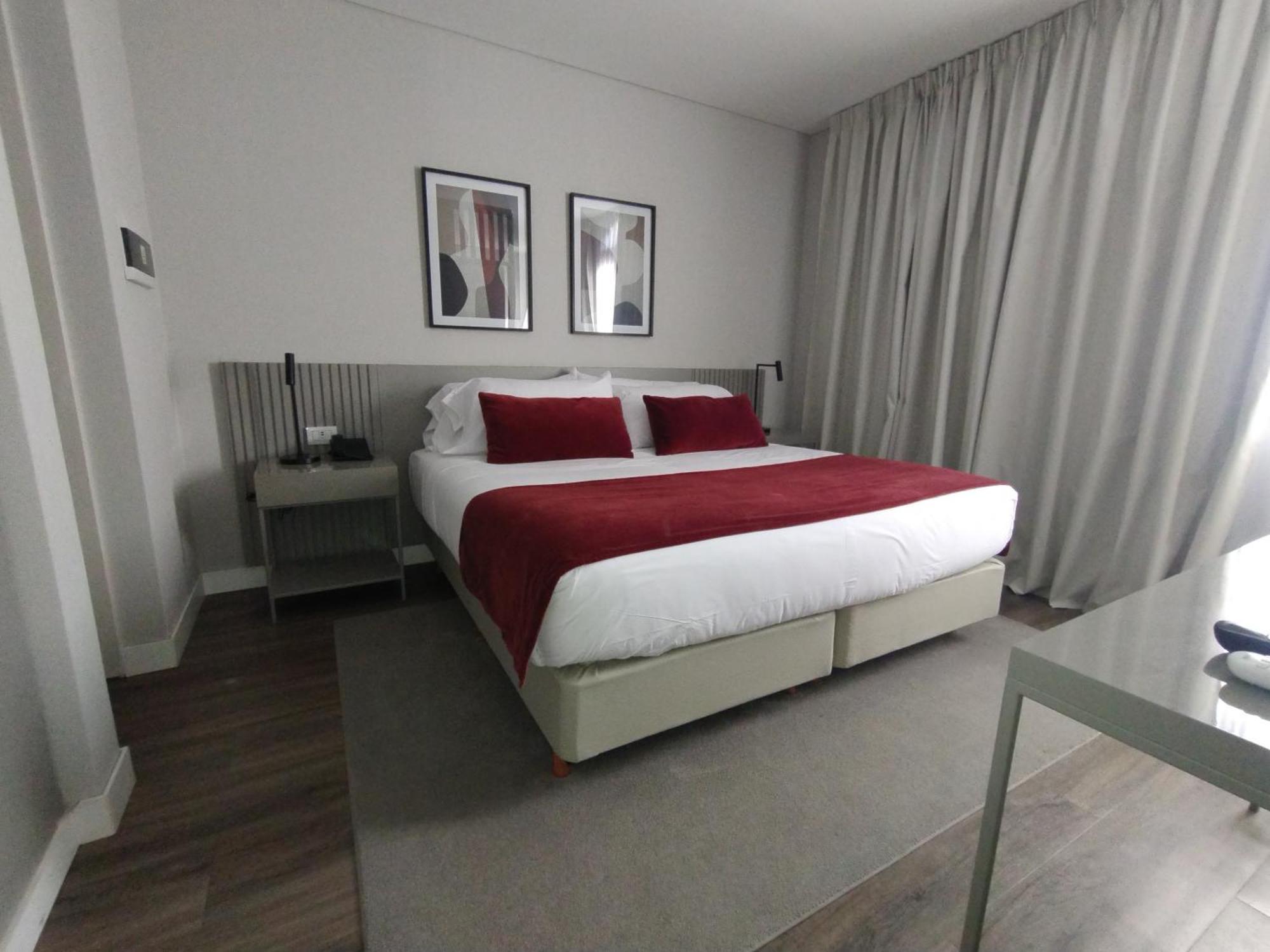 סלטה Guemes Hotel & Spa מראה חיצוני תמונה